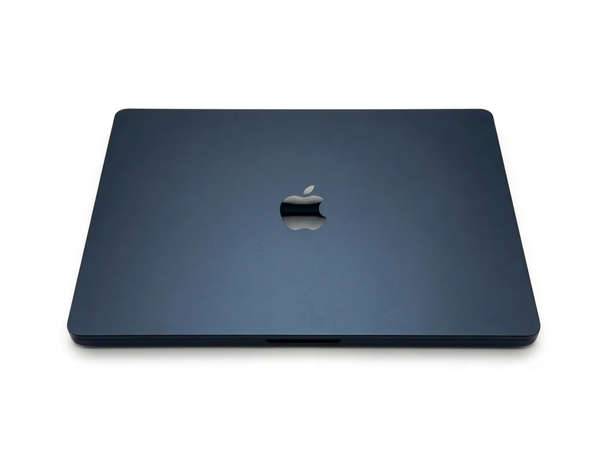 Apple MacBook Air 15.3", la tapa